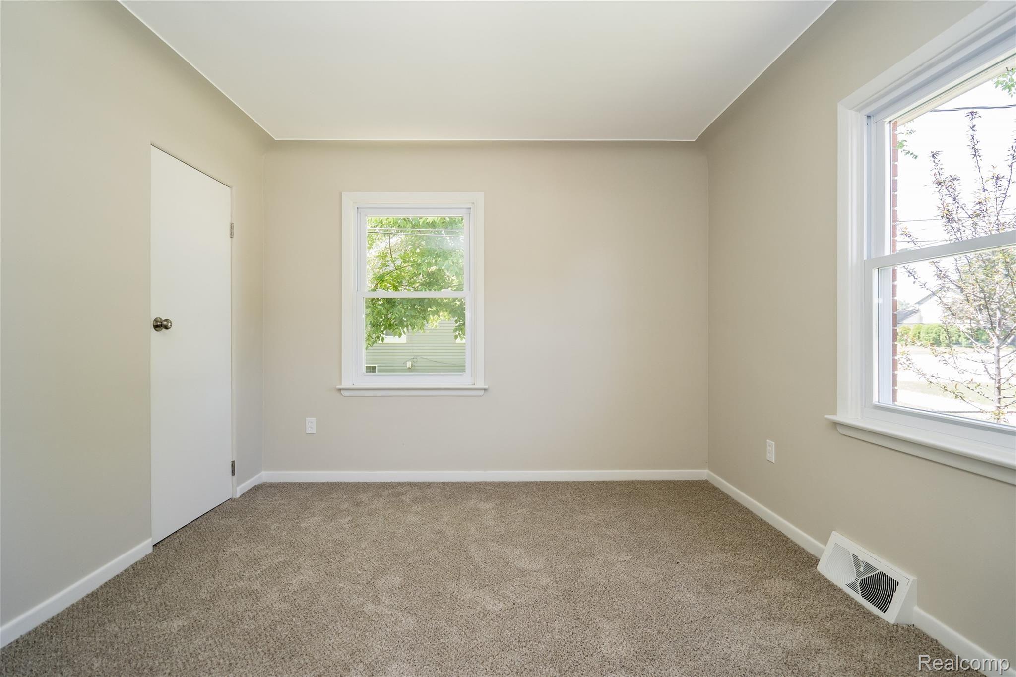 18320 21 Mile Road Macomb, MI 48044 - Photo 79 of 99 DSC03253.jpg