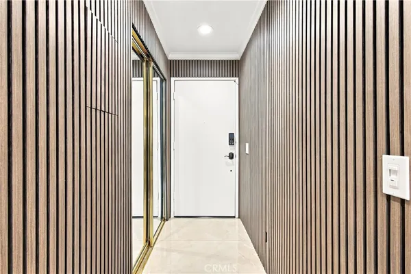$798,000 | 330 Burchett Street, Unit 206, Glendale, CA 91203
