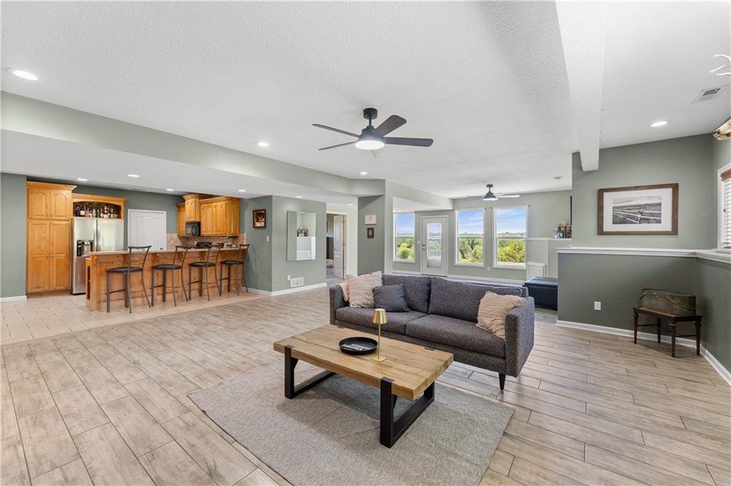 28265 Overbrook Road Paola, KS 66071 - Photo 39 of 70
