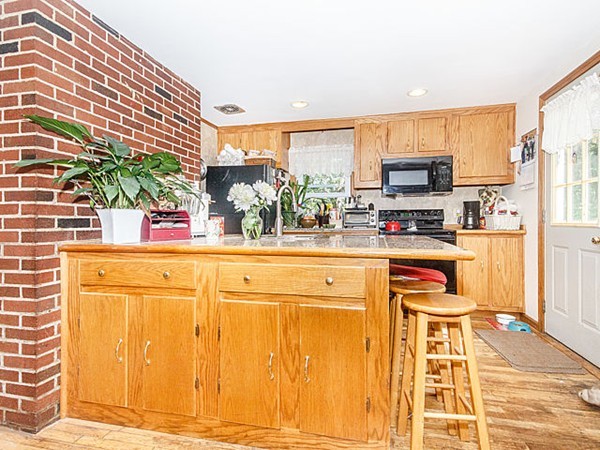 74 Westchester Road Boston, MA 02130 - Photo 4 of 15 Gallery Image 4