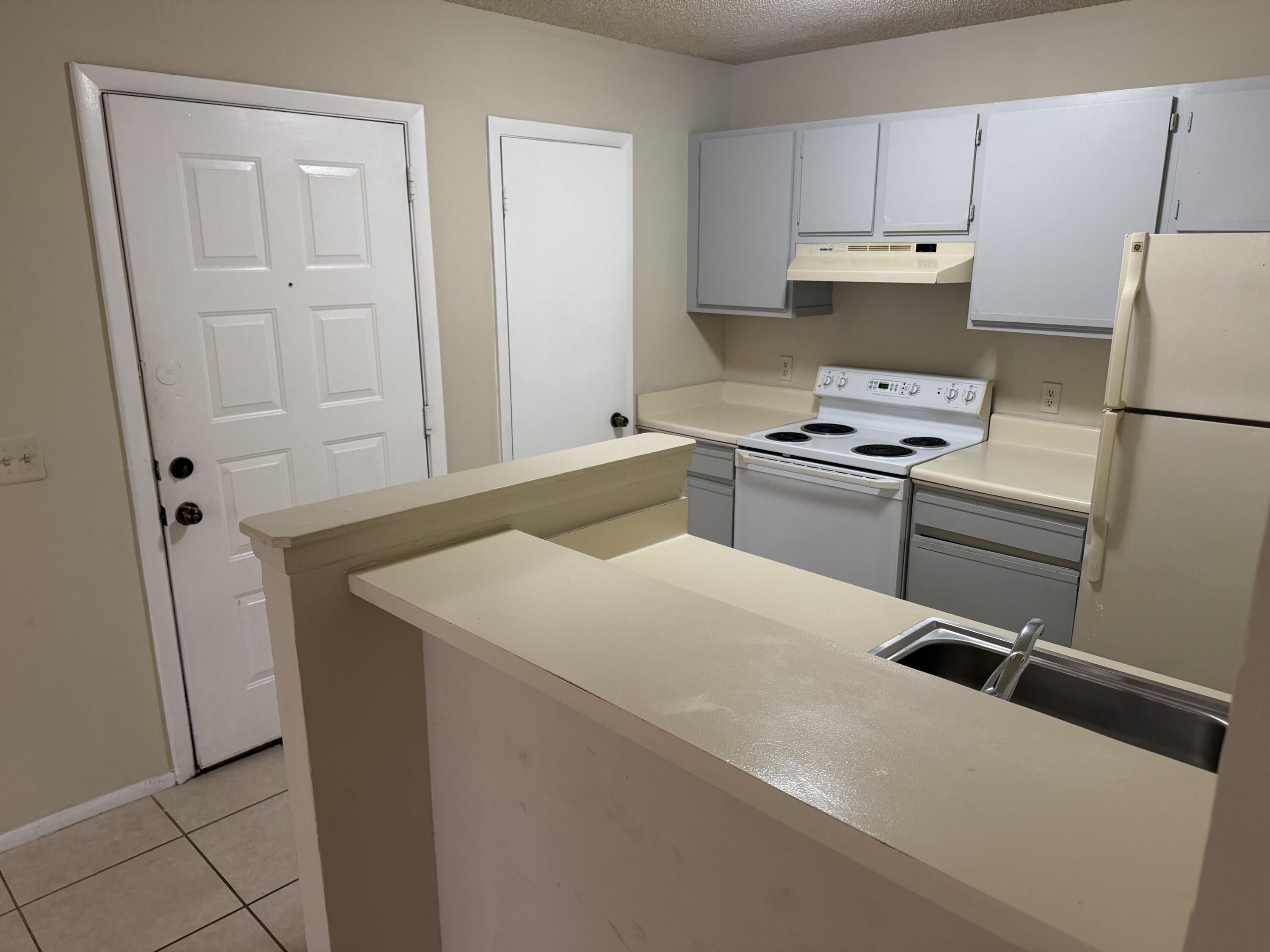 4441 West McNab Road, Unit 13 Pompano Beach, FL 33069 - Photo 1 of 7 image5