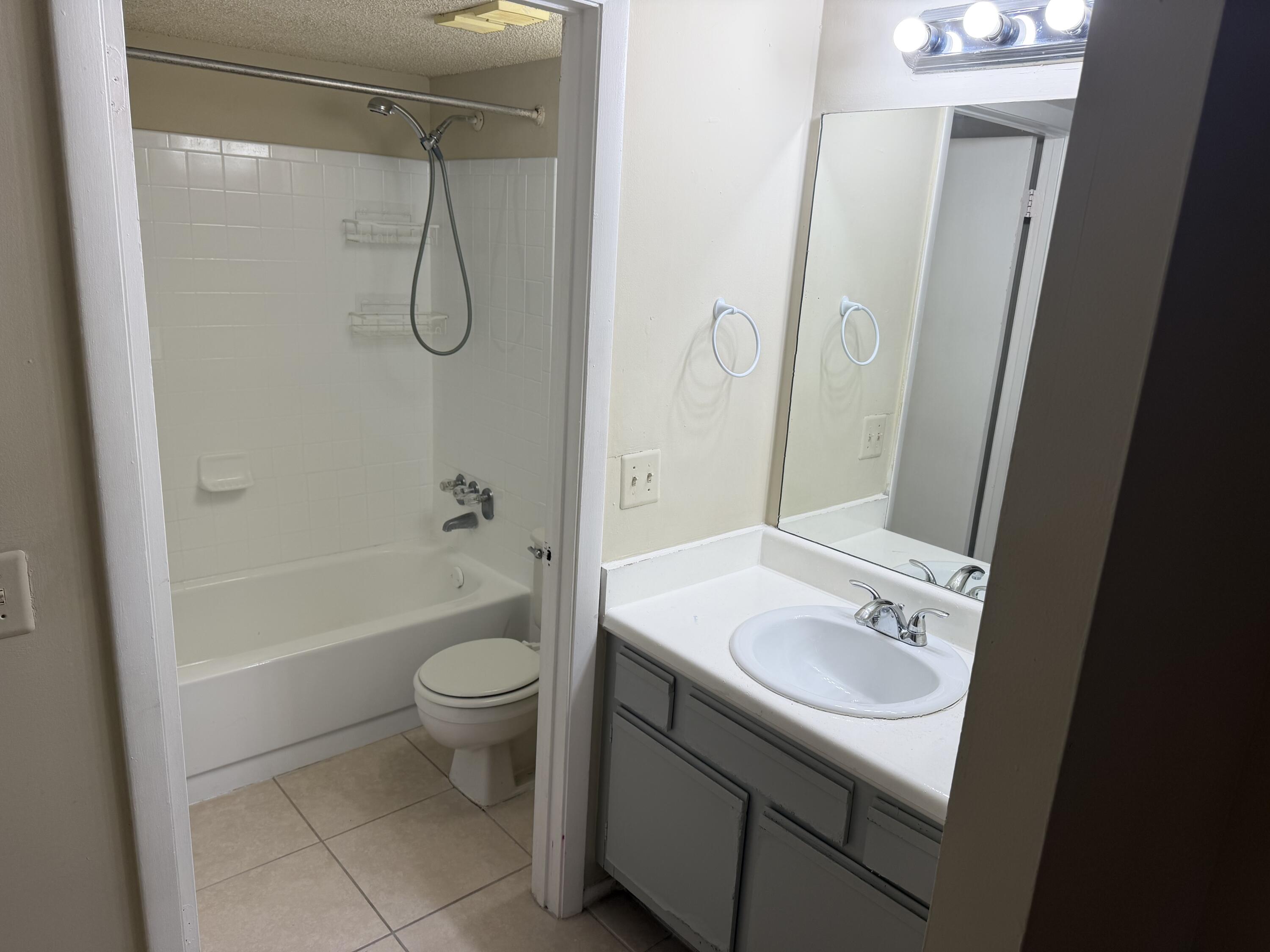 4441 West McNab Road, Unit 13 Pompano Beach, FL 33069 - Photo 3 of 7 image4