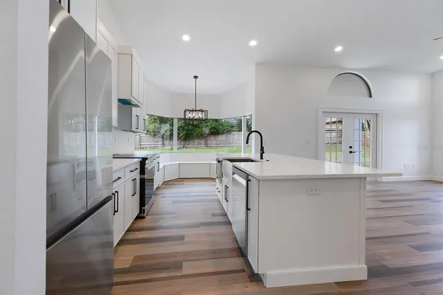 $659,900 | 1944 Vista View Drive, Lakeland, FL 33813