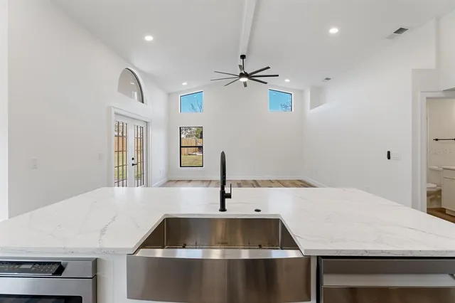 $659,900 | 1944 Vista View Drive, Lakeland, FL 33813