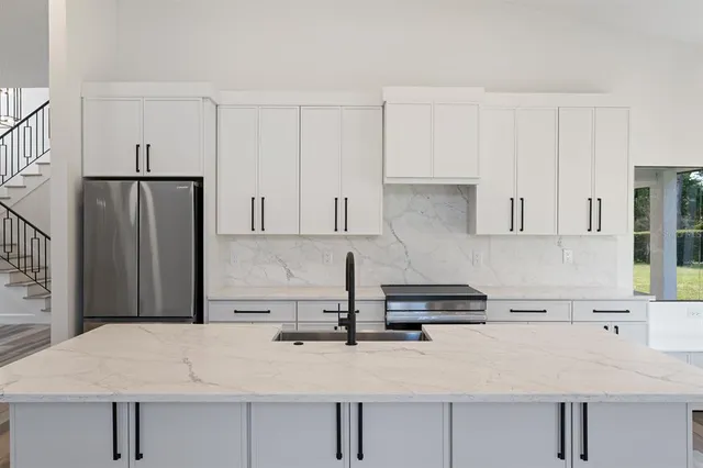 $659,900 | 1944 Vista View Drive, Lakeland, FL 33813