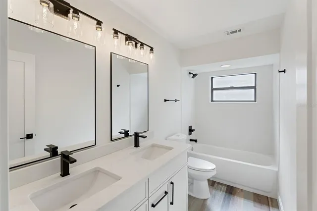 $659,900 | 1944 Vista View Drive, Lakeland, FL 33813