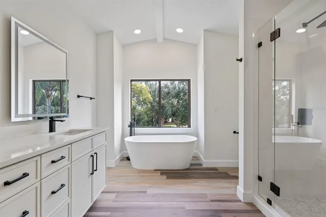 $659,900 | 1944 Vista View Drive, Lakeland, FL 33813