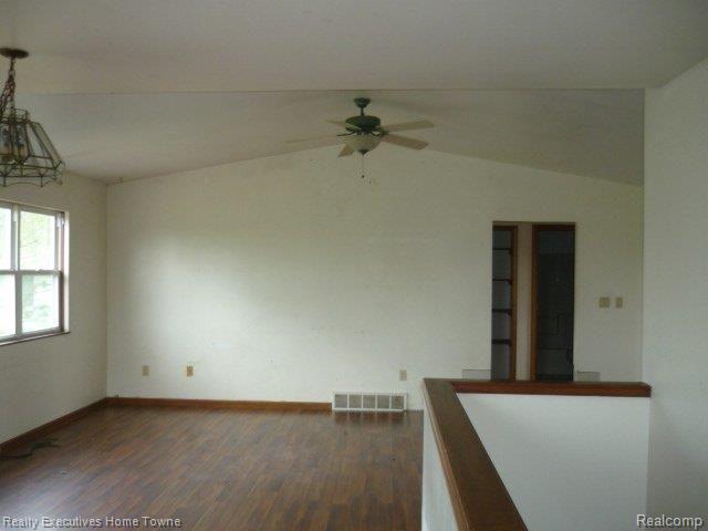 810 Wadhams Road St. Clair, MI 48079 - Photo 5 of 11 P1090725