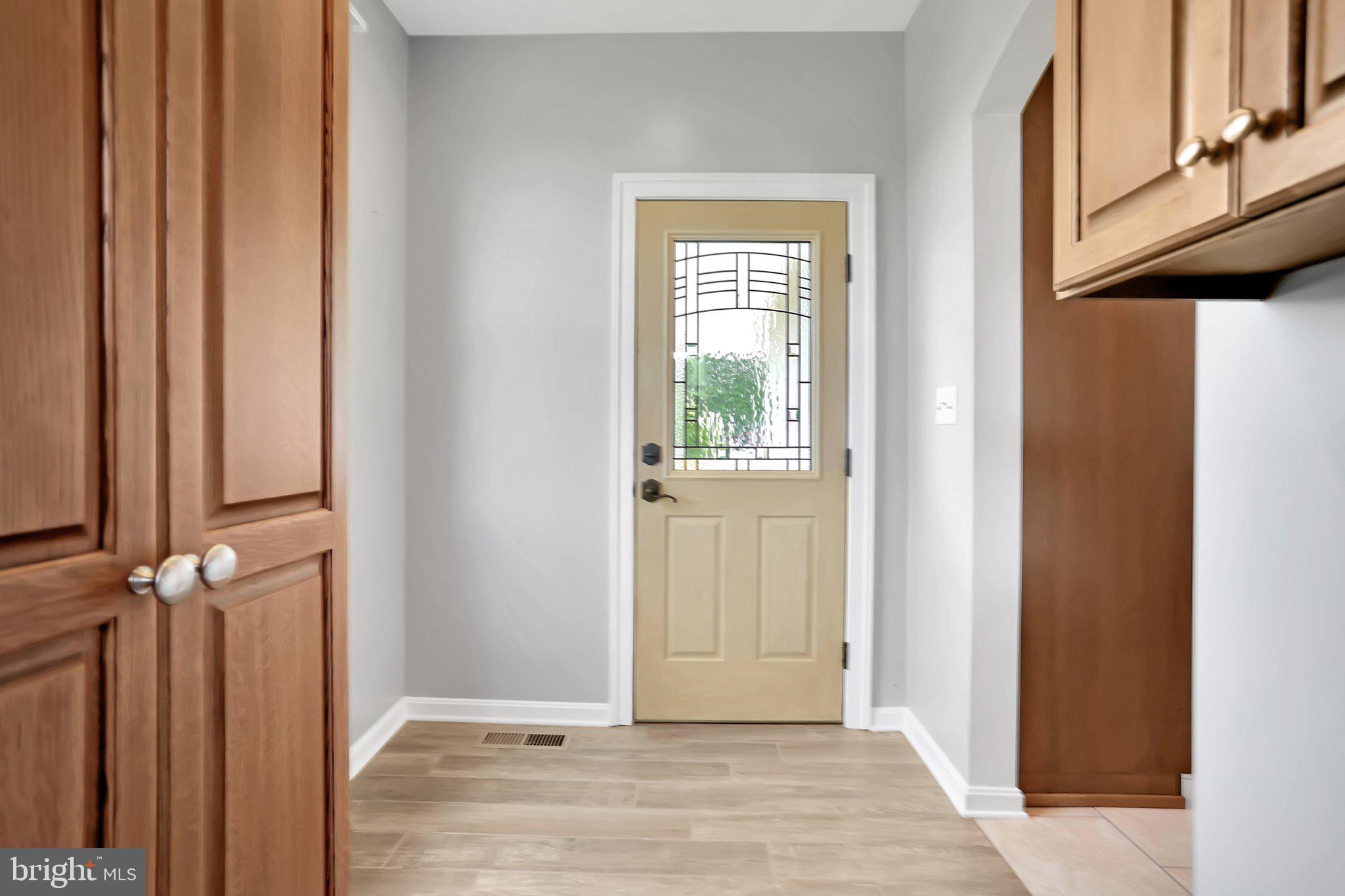 15715 Dover Road Upperco, MD 21155 - Photo 26 of 94 MUD ROOM STORAGE
