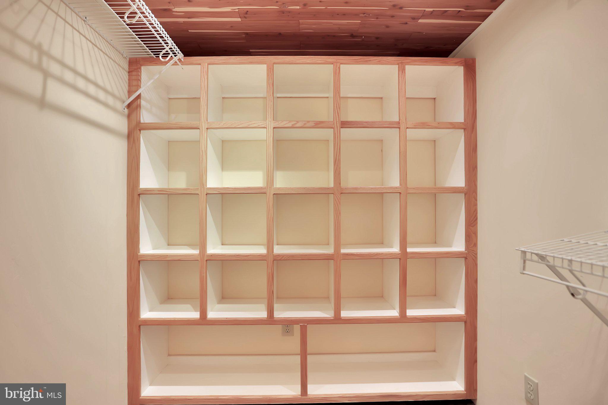15715 Dover Road Upperco, MD 21155 - Photo 38 of 94 CUSTOME CEDAR CLOSET
