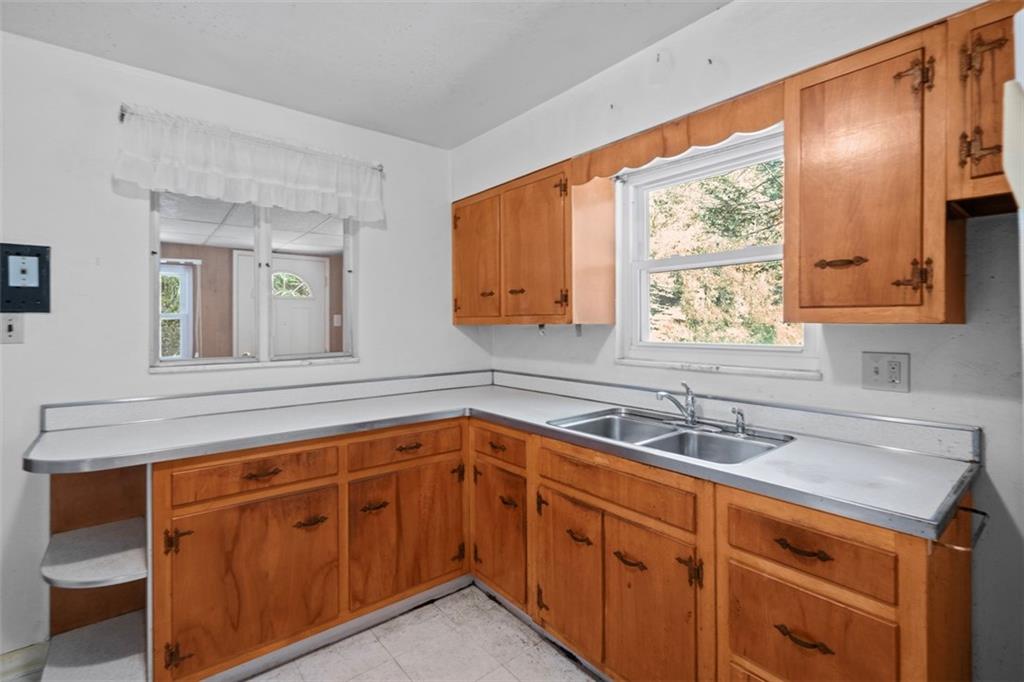 1003 Geyer Road Pittsburgh, PA 15209 - Photo 23 of 29 Gallery Image 23