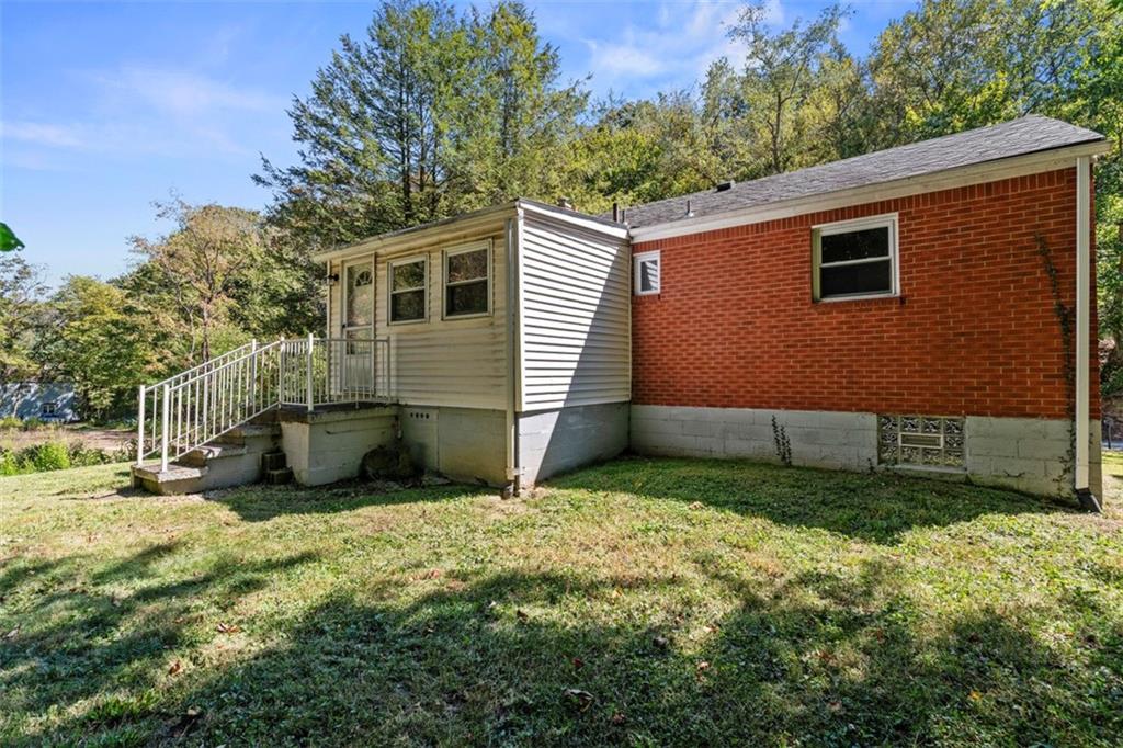 1003 Geyer Road Pittsburgh, PA 15209 - Photo 7 of 29 Gallery Image 7