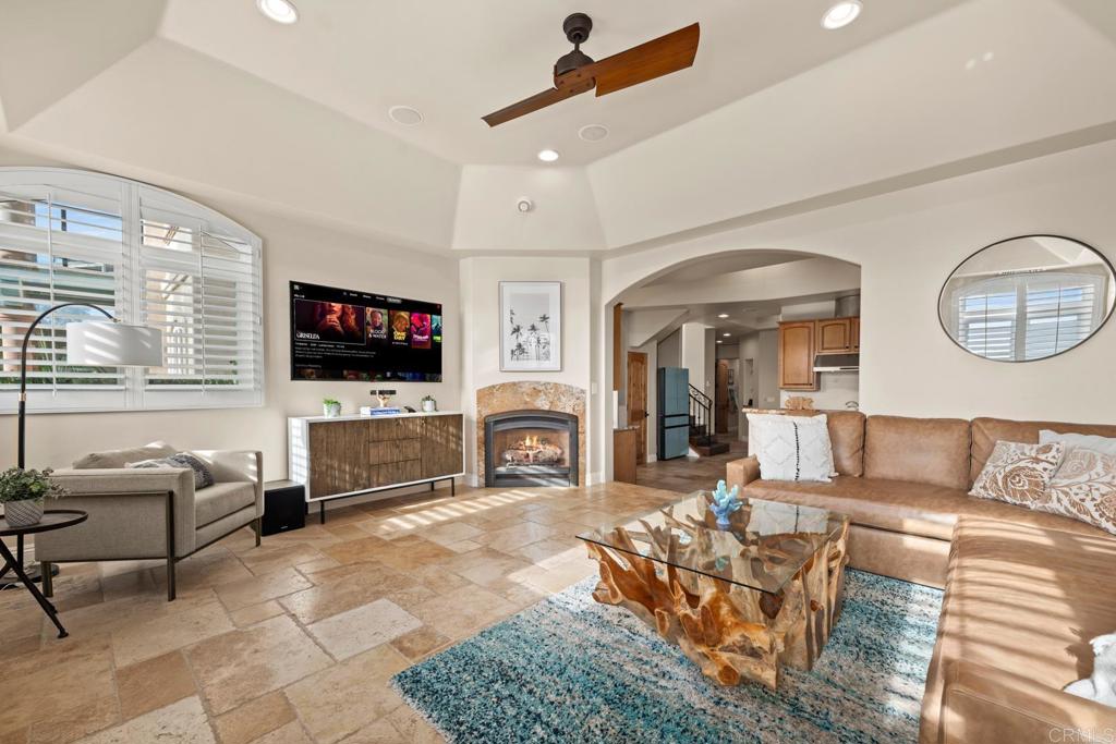 1632 South Pacific Street, Unit B Oceanside, CA 92054 - Photo 7 of 44