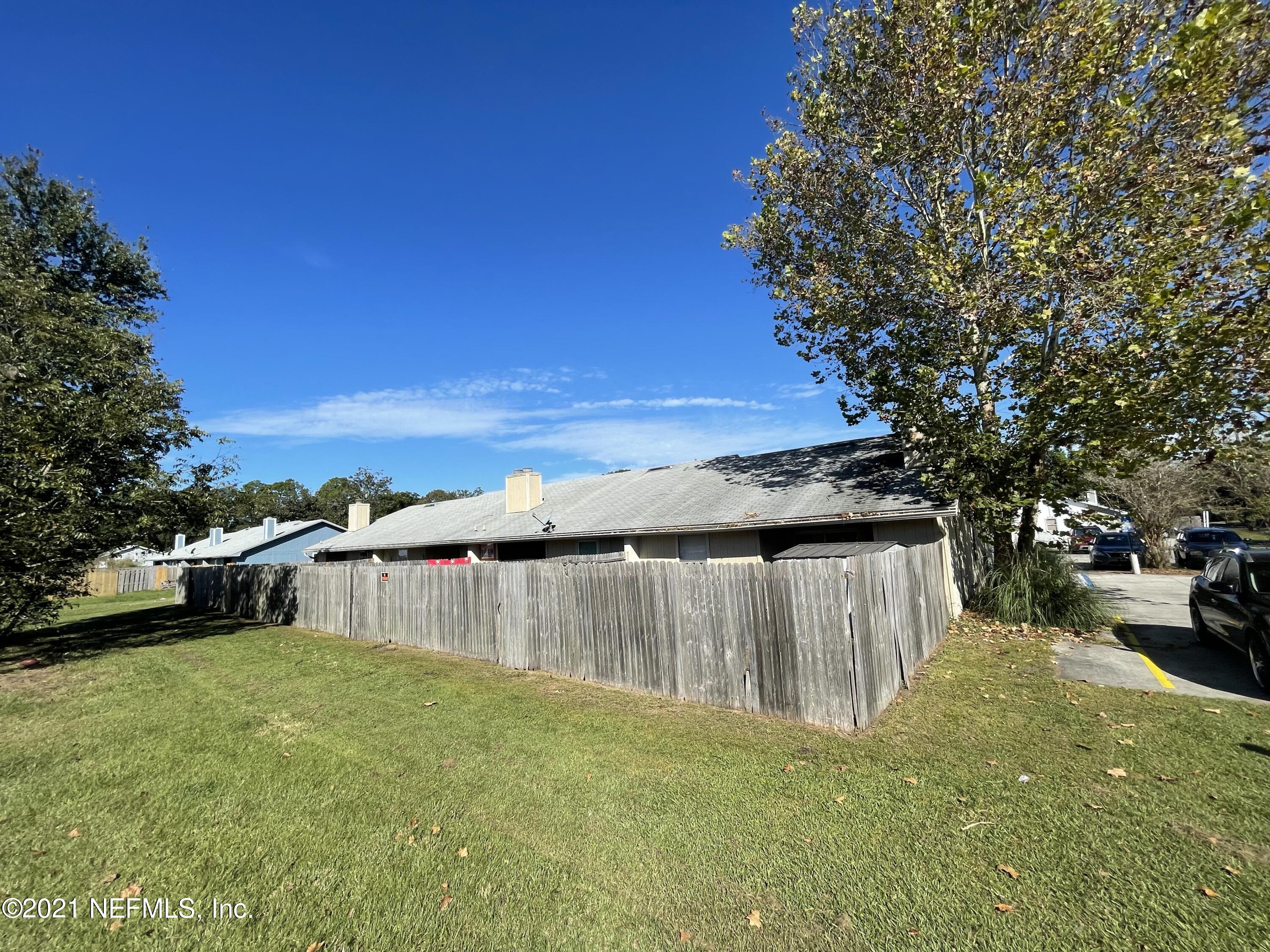 5126 Ricker Road Jacksonville, FL 32210 - Photo 2 of 10 Backyards