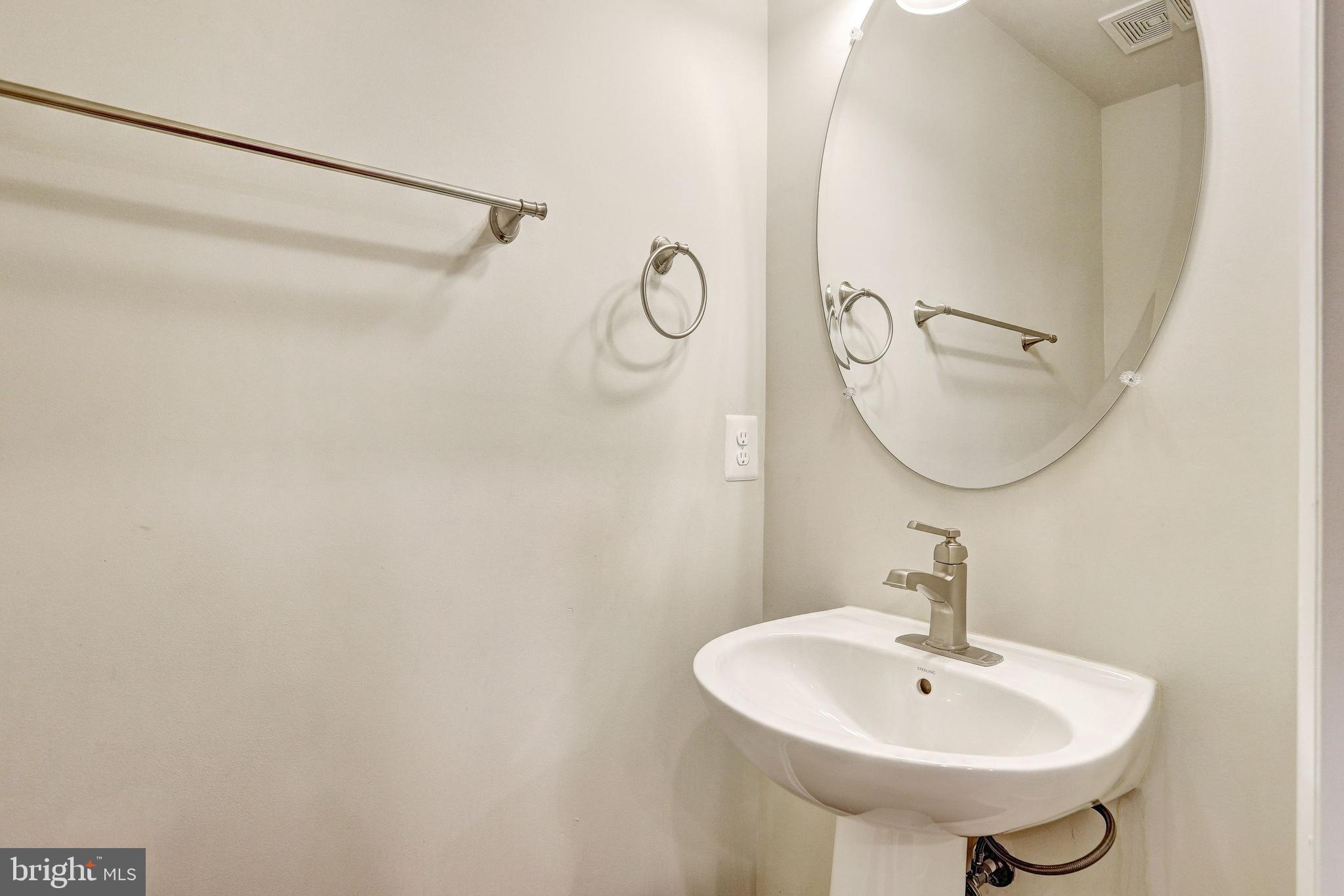 9746 Fields Road Gaithersburg, MD 20878 - Photo 14 of 38 Gallery Image 14