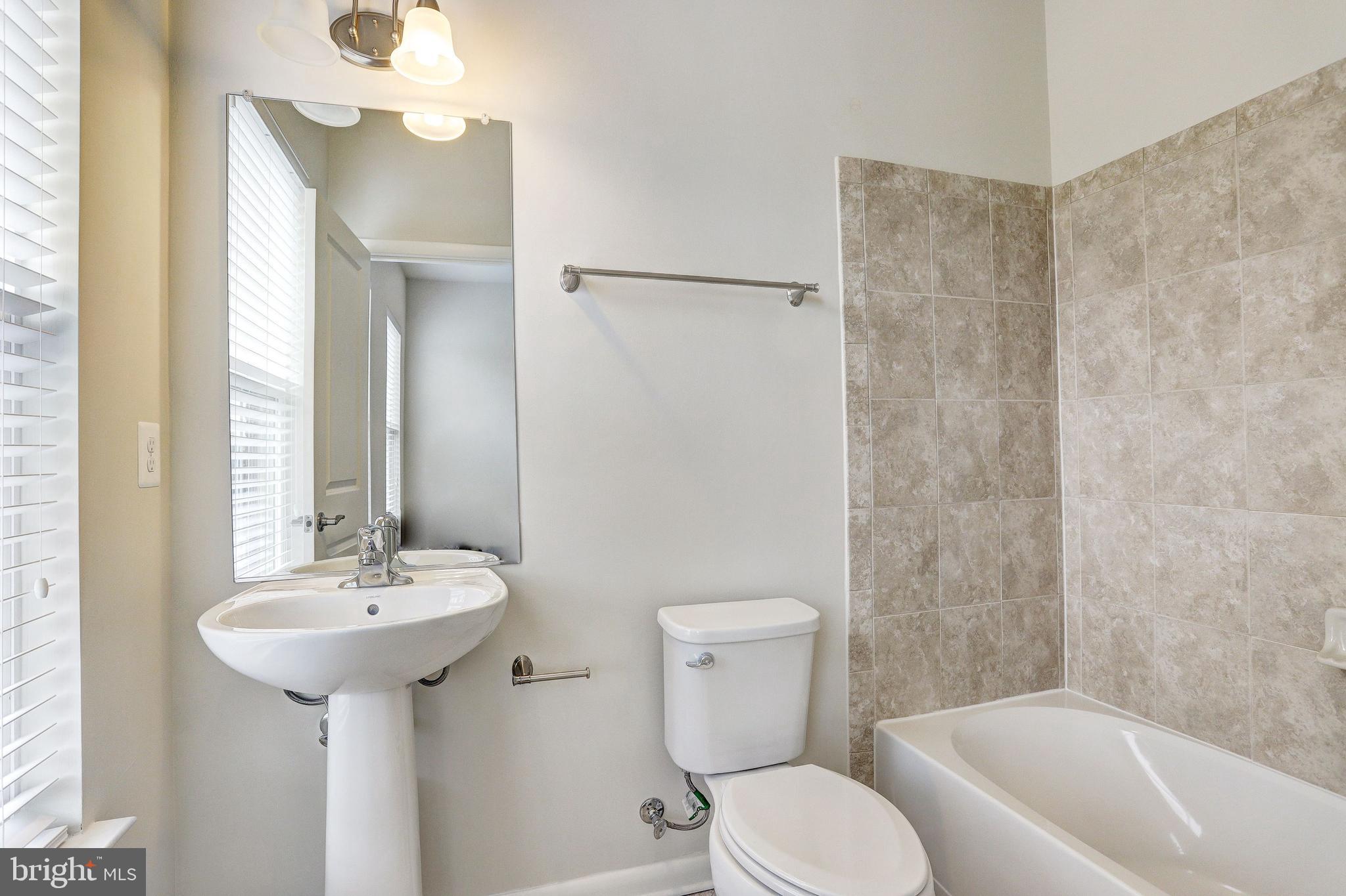 9746 Fields Road Gaithersburg, MD 20878 - Photo 19 of 38 Gallery Image 19