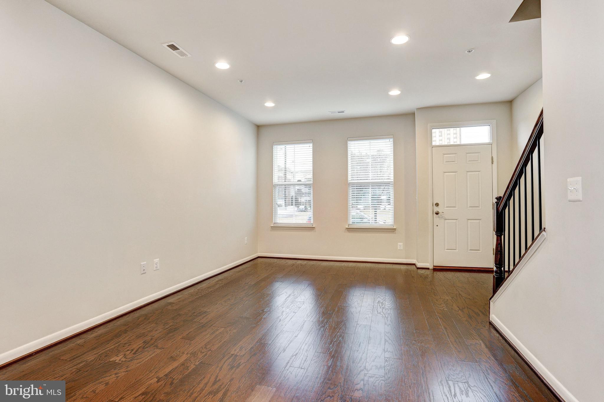 9746 Fields Road Gaithersburg, MD 20878 - Photo 8 of 38 Gallery Image 8