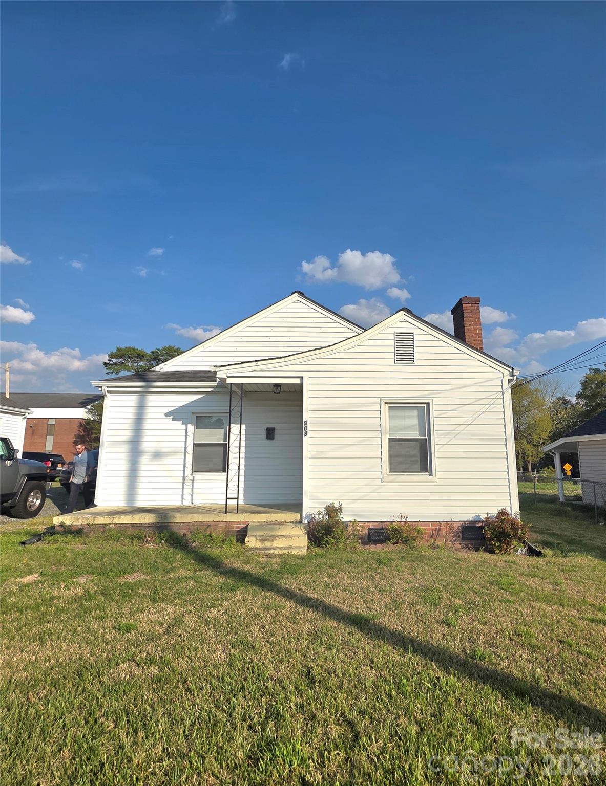 908 Linwood Road Gastonia, NC 28052 - Photo 6 of 10 Gallery Image 6