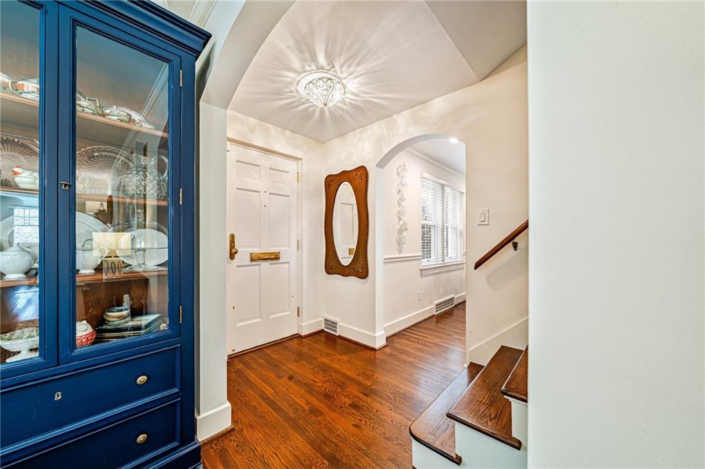 308 Maple Lane Sewickley, PA 15143 - Photo 4 of 40 a view of living room with furniture and wooden floor