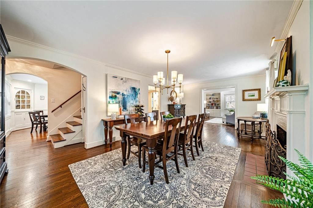 308 Maple Lane Sewickley, PA 15143 - Photo 5 of 40 a view of a dining room with furniture