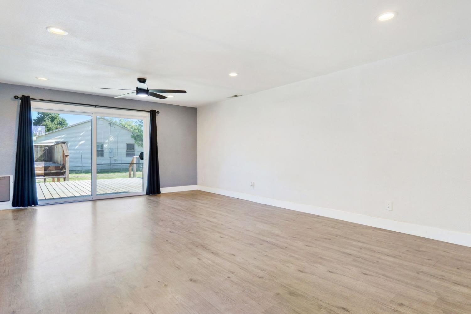 4729 Santa Rosa Avenue Robbins, CA 95676 - Photo 3 of 28 a view of an empty room with glass door