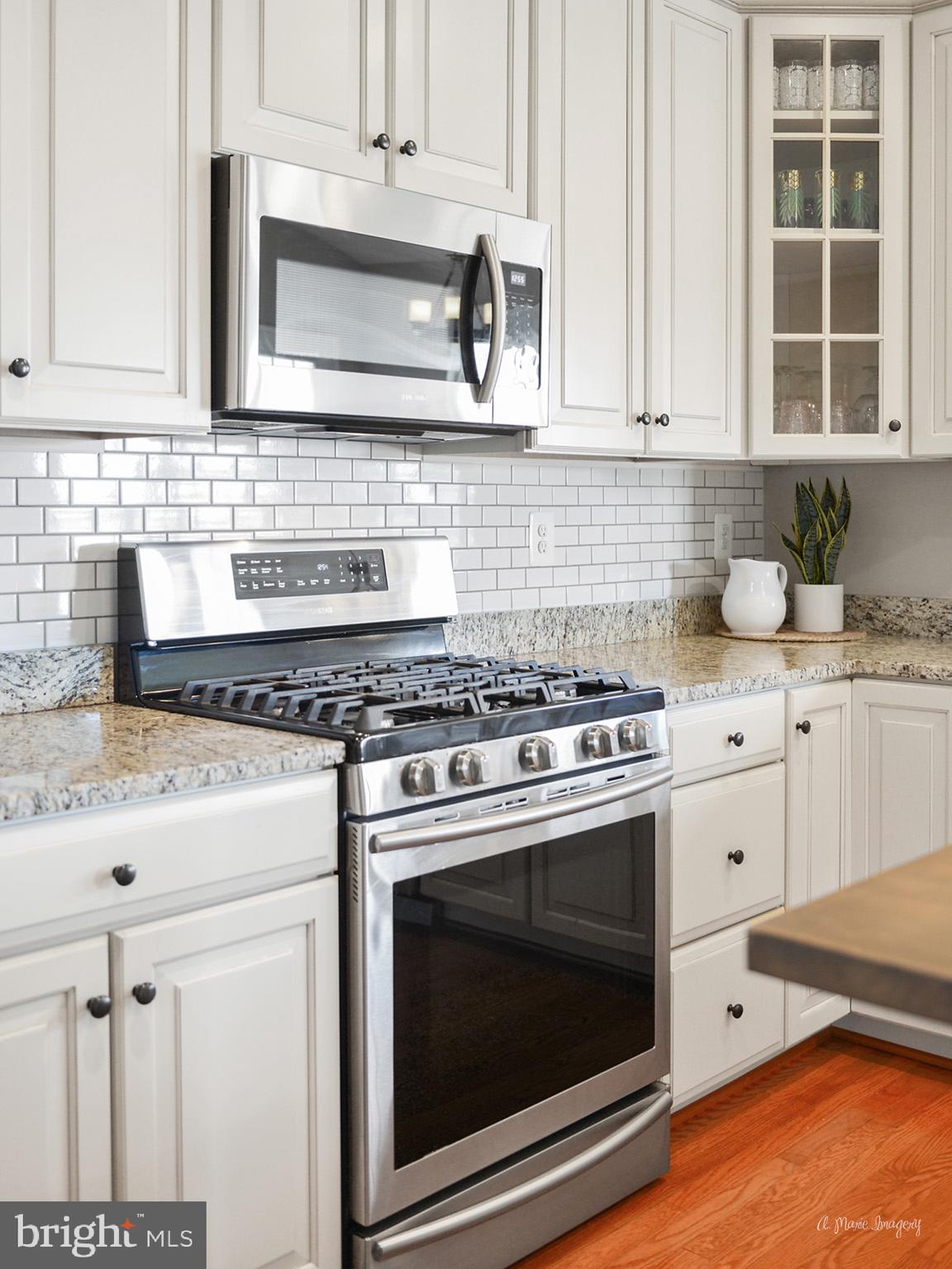 9162 Bealls Farm Road Frederick, MD 21704 - Photo 13 of 68 Gas range + appliances for low cost efficiency