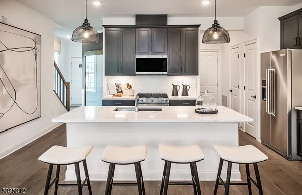 $826,240 | 55 Wadsworth Drive, Unit 6, Denville, NJ 07834