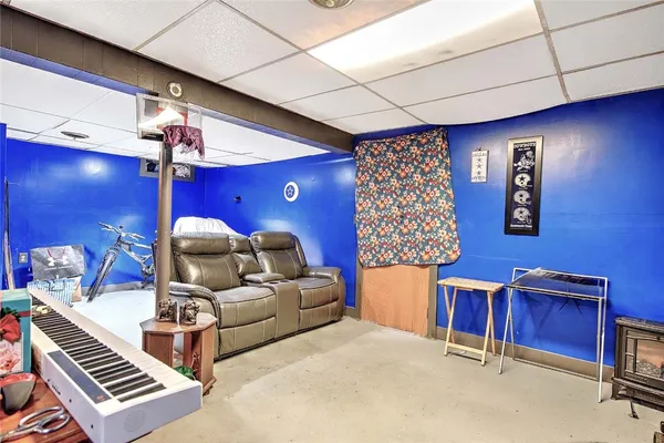 $295,000 | 233 California Avenue, Providence, RI 02905