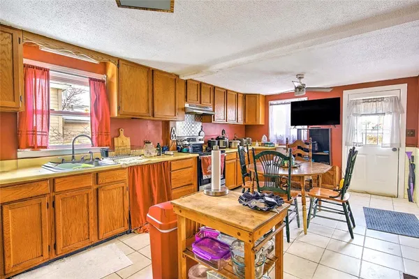 $295,000 | 233 California Avenue, Providence, RI 02905