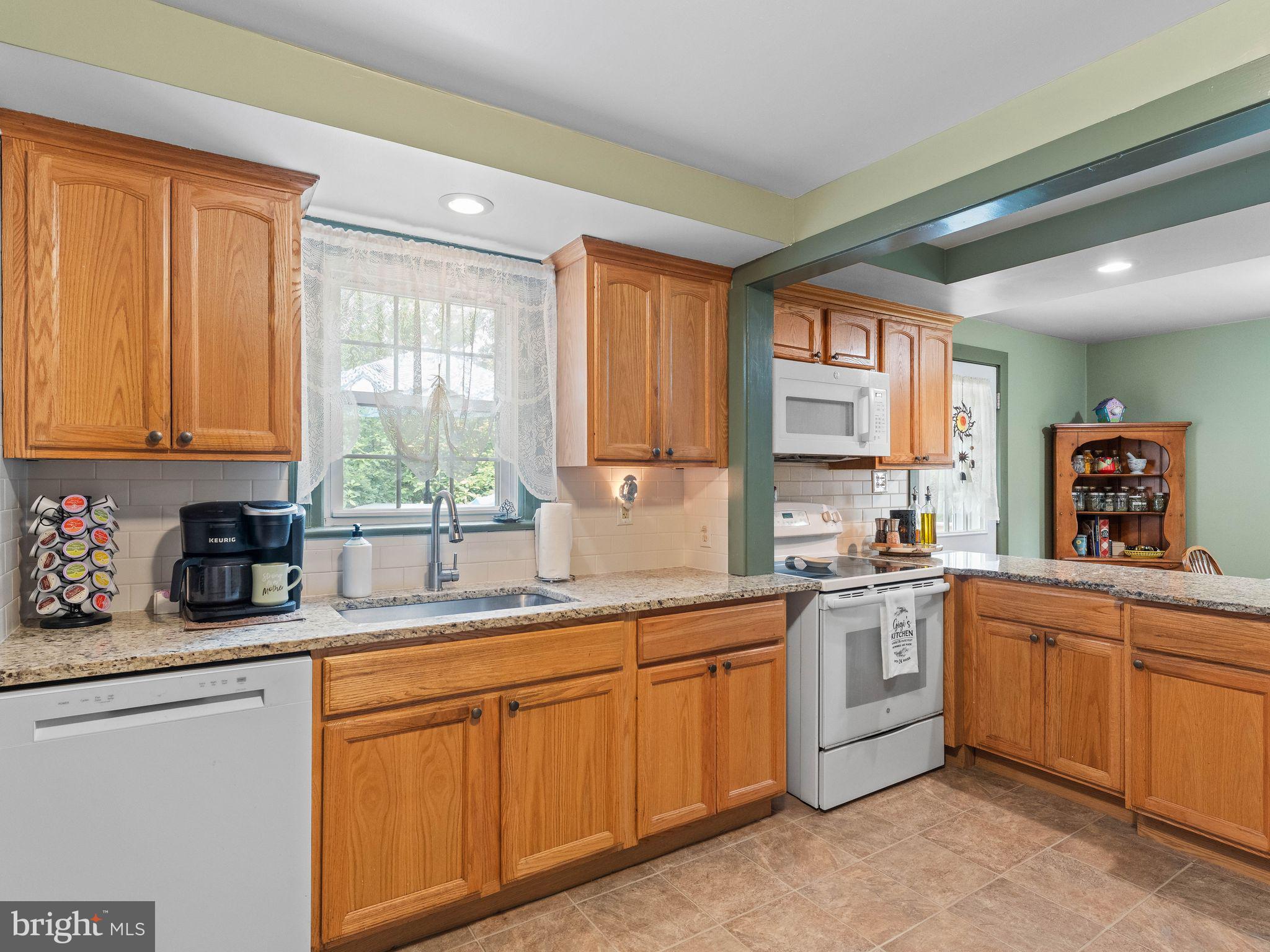 52 Devon Road Mount Holly, NJ 08060 - Photo 8 of 48 Kitchen
