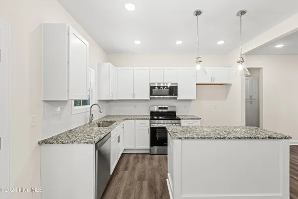 $359,900 | 105 Plum Court, Burgaw, NC 28425