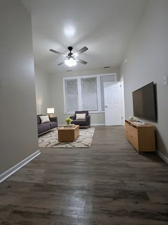 $180,000 | 8209 South Coles Avenue, Chicago, IL 60617