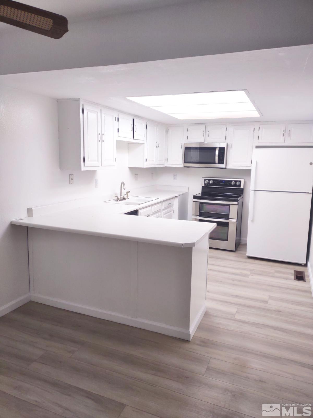 2300 Dickerson Road, Unit C 49 Reno, NV 89503 - Photo 10 of 37 Photo 10