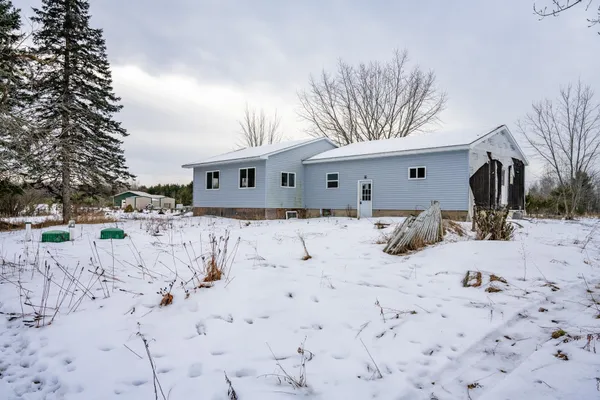 $89,000 | N13413 12th Avenue, Necedah, WI 54646