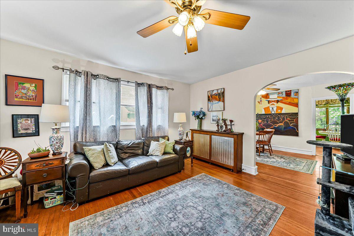 4001 Vernon Road Drexel Hill, PA 19026 - Photo 10 of 25 Gallery Image 10