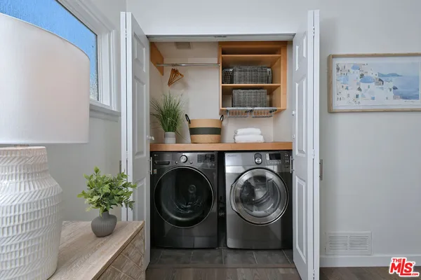 $2,395,000 | 4176 Klump Avenue, Studio City, CA 91602