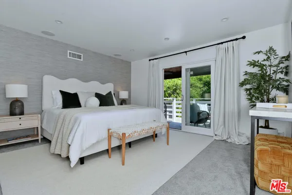 $2,395,000 | 4176 Klump Avenue, Studio City, CA 91602