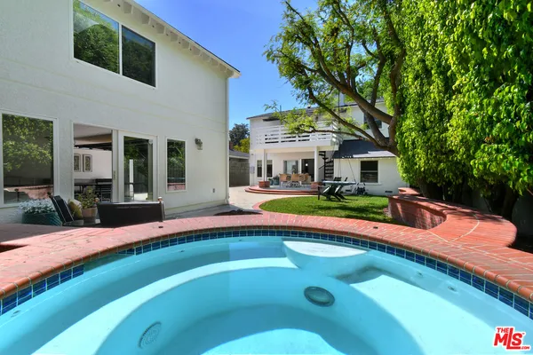 $2,395,000 | 4176 Klump Avenue, Studio City, CA 91602