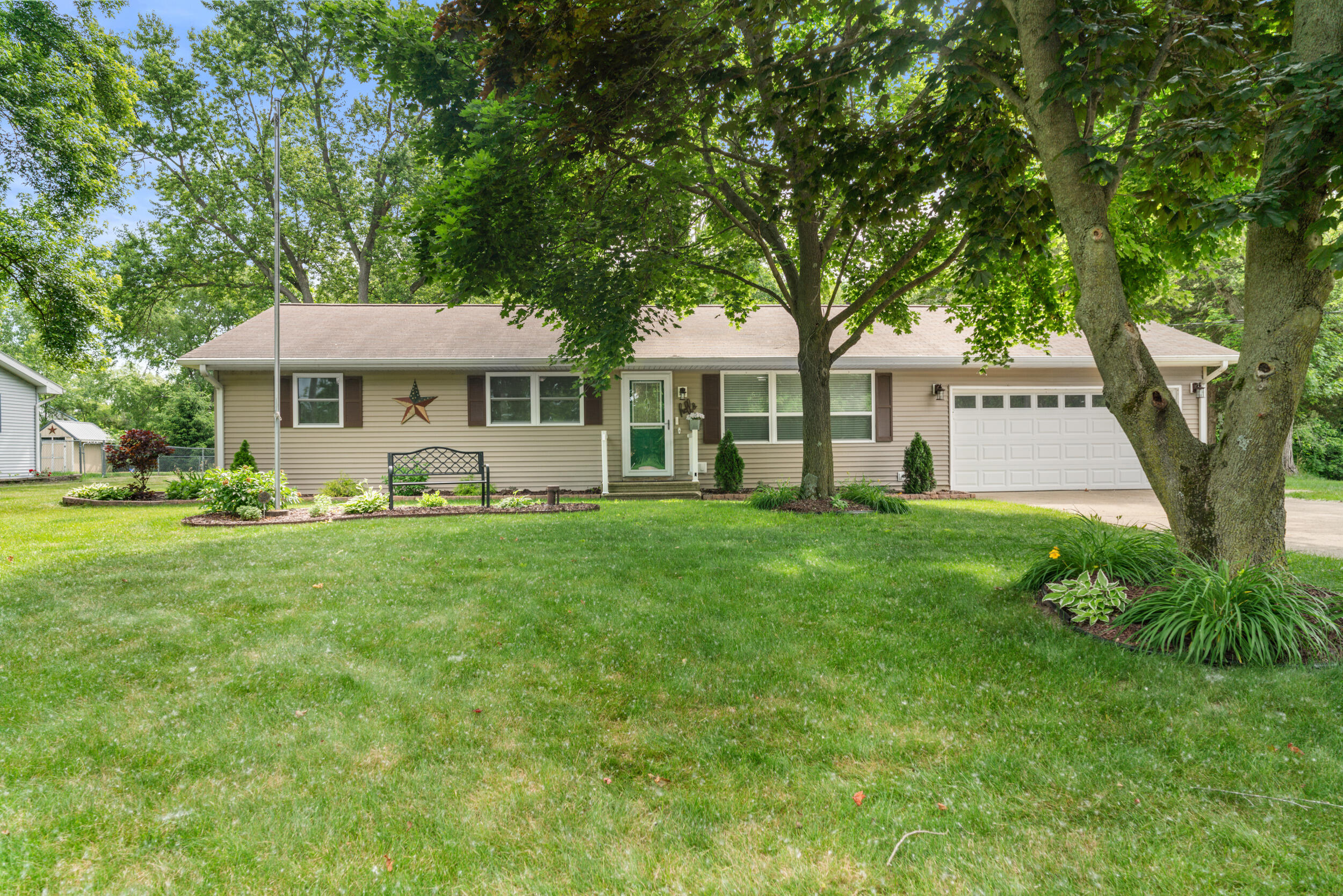 587 North Union City Road Coldwater, MI 49036 - Photo 3 of 58 14_dsc06164