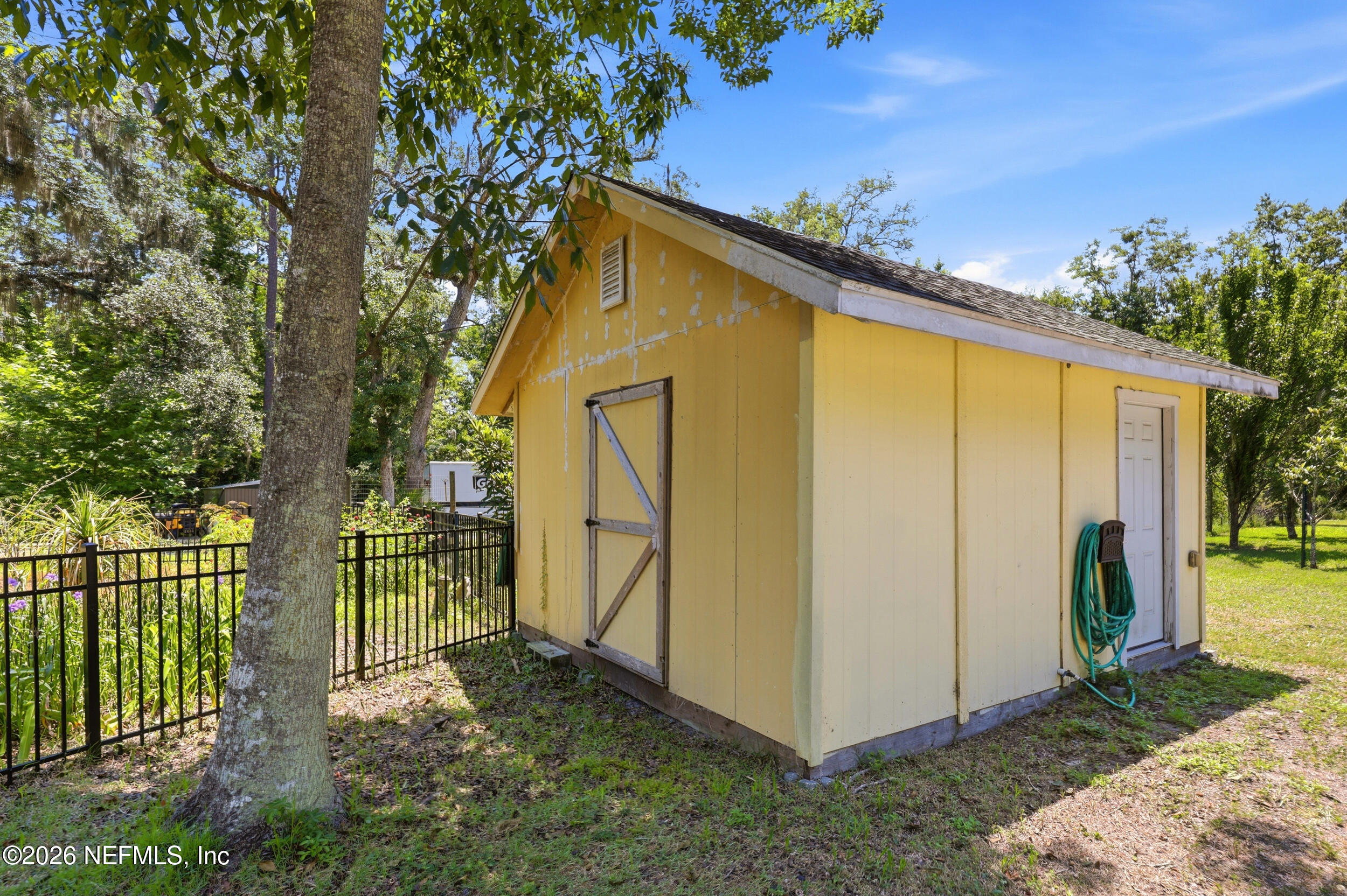11920 Acosta Road Jacksonville, FL 32223 - Photo 34 of 47 Well House