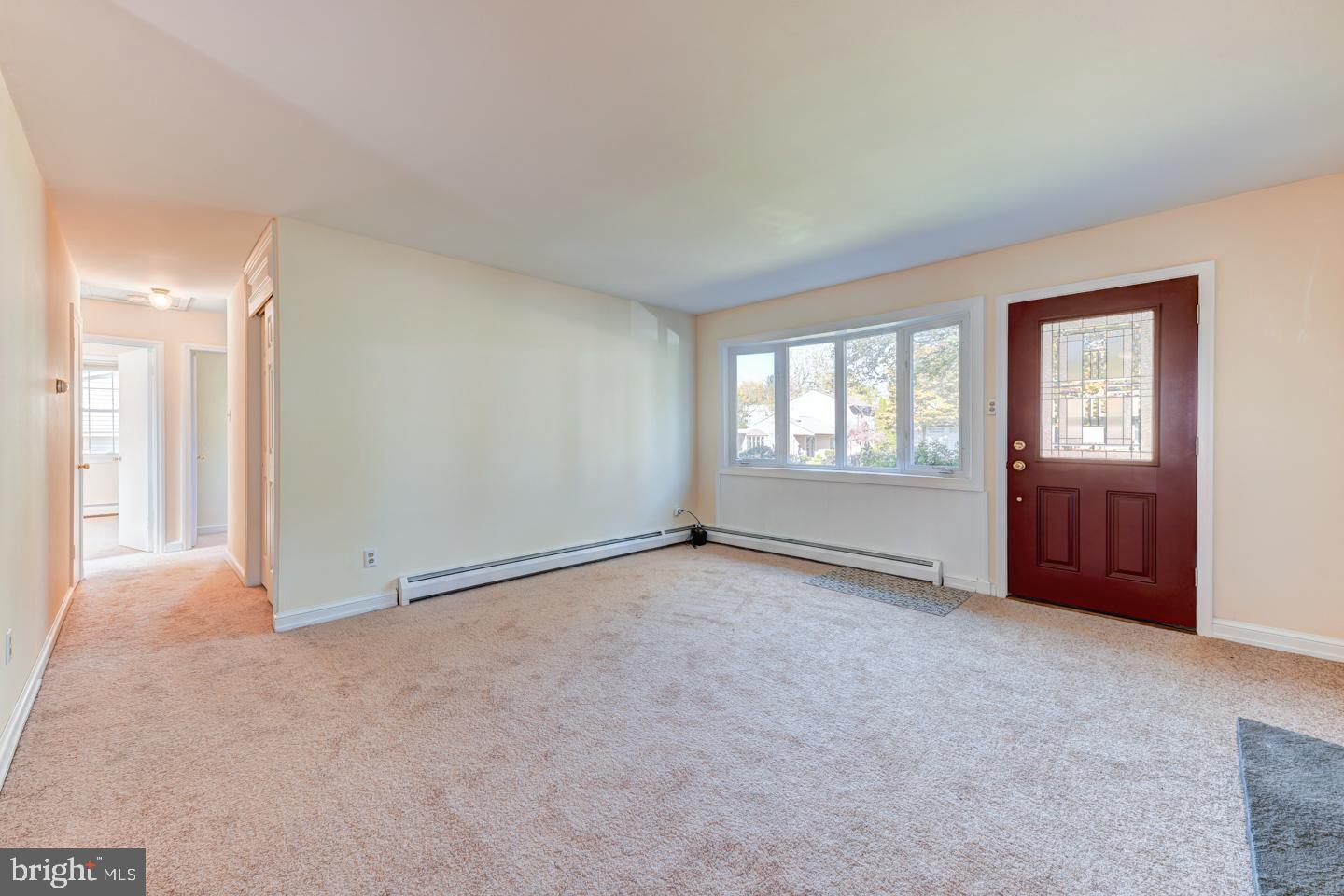 44 Corson Road Conshohocken, PA 19428 - Photo 4 of 25 Living Room