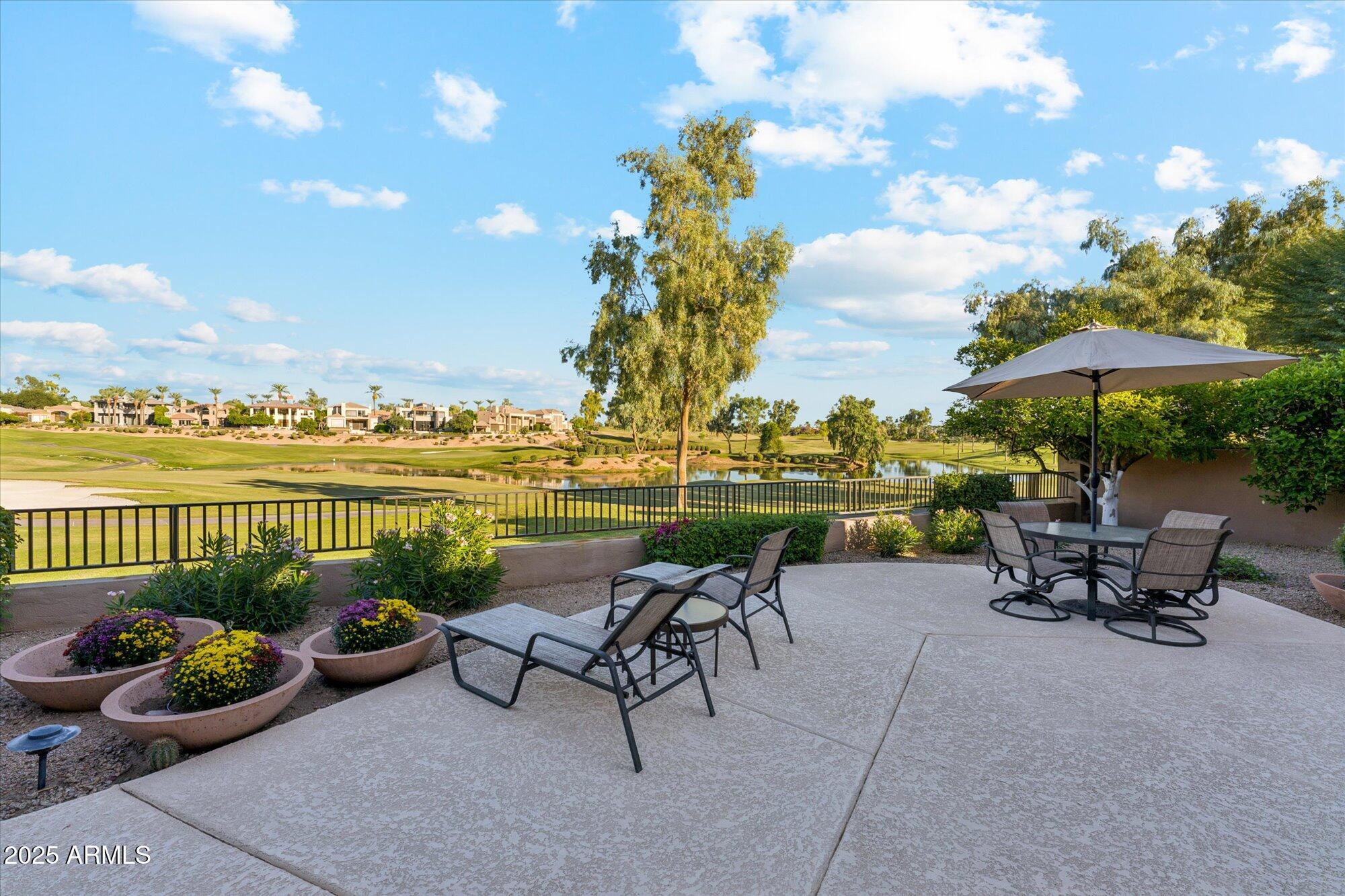 7425 East Gainey Ranch Road, Unit 30 Scottsdale, AZ 85258 - Photo 11 of 55 Golf Course / Lake Views
