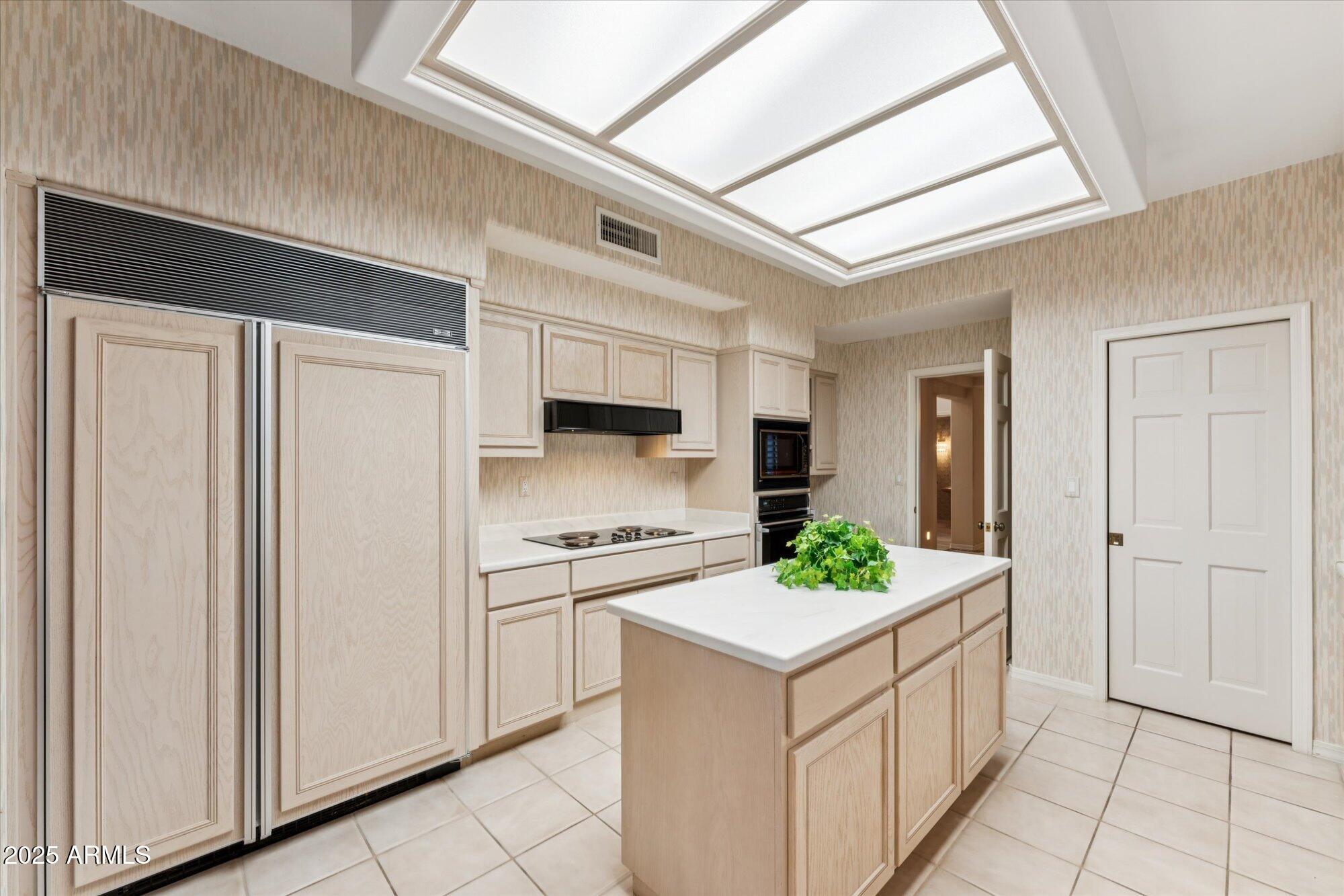 7425 East Gainey Ranch Road, Unit 30 Scottsdale, AZ 85258 - Photo 20 of 55 Kitchen