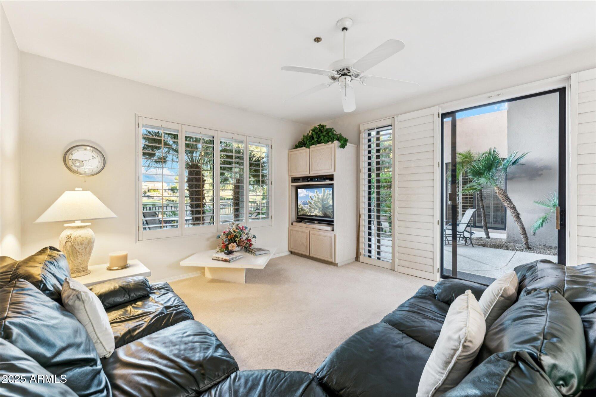 7425 East Gainey Ranch Road, Unit 30 Scottsdale, AZ 85258 - Photo 22 of 55 Family Room