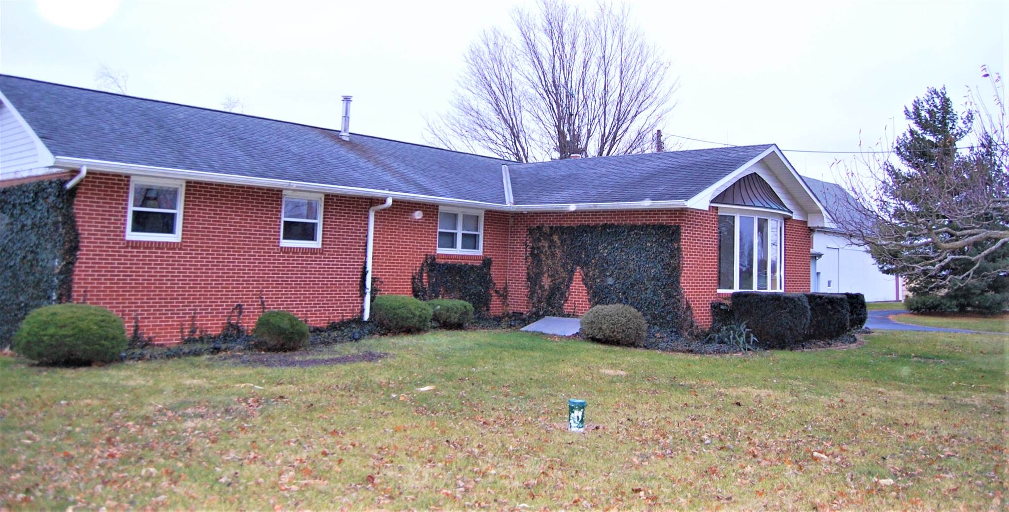 12809 Brunson Road Hoagland, IN 46745 - Photo 3 of 36
