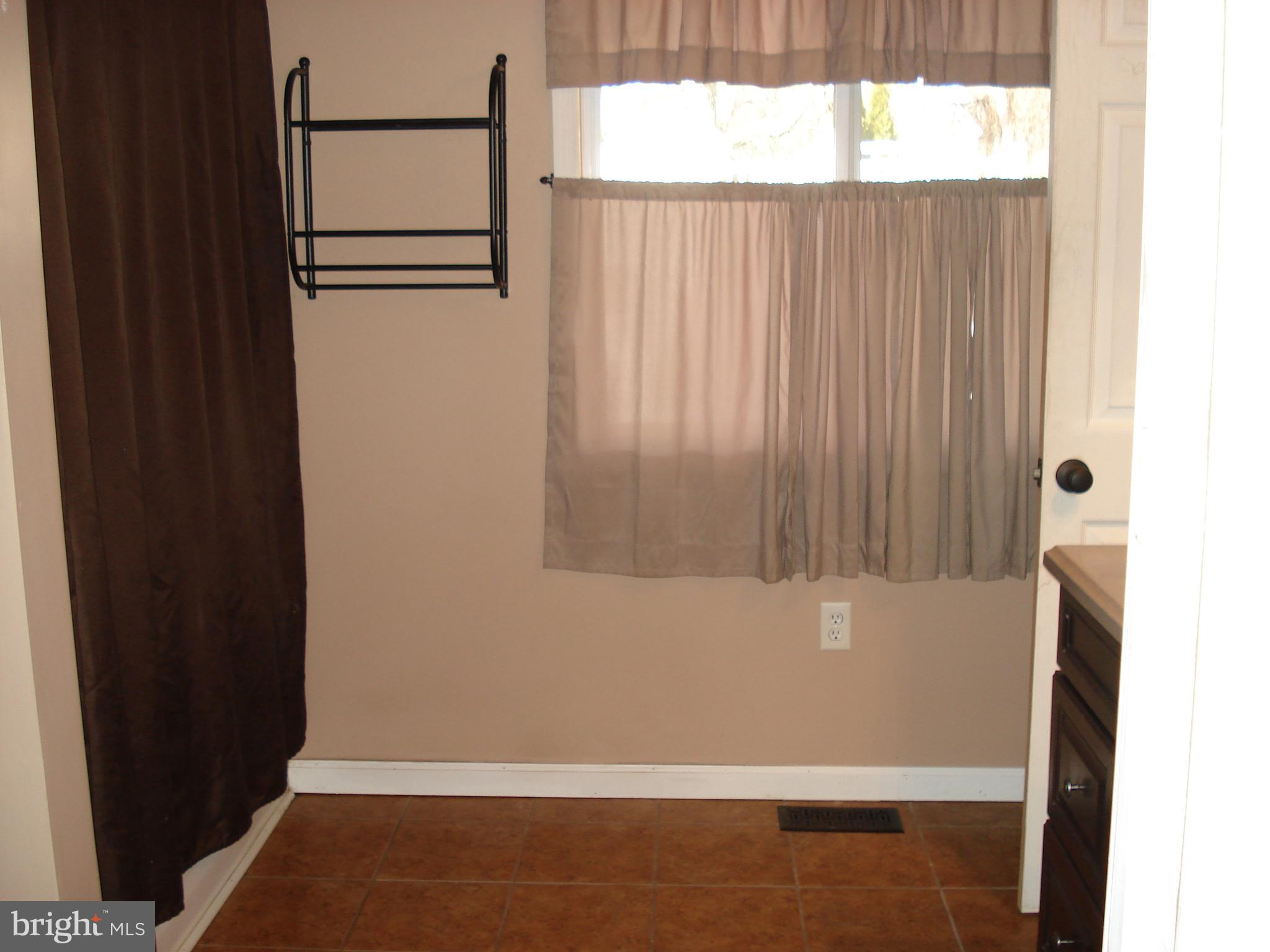 1722 Almonesson Road Woodbury, NJ 08096 - Photo 43 of 56