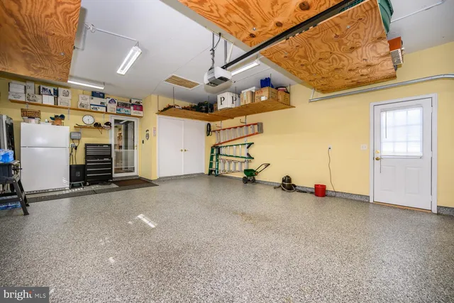 a view of a storage & utility room