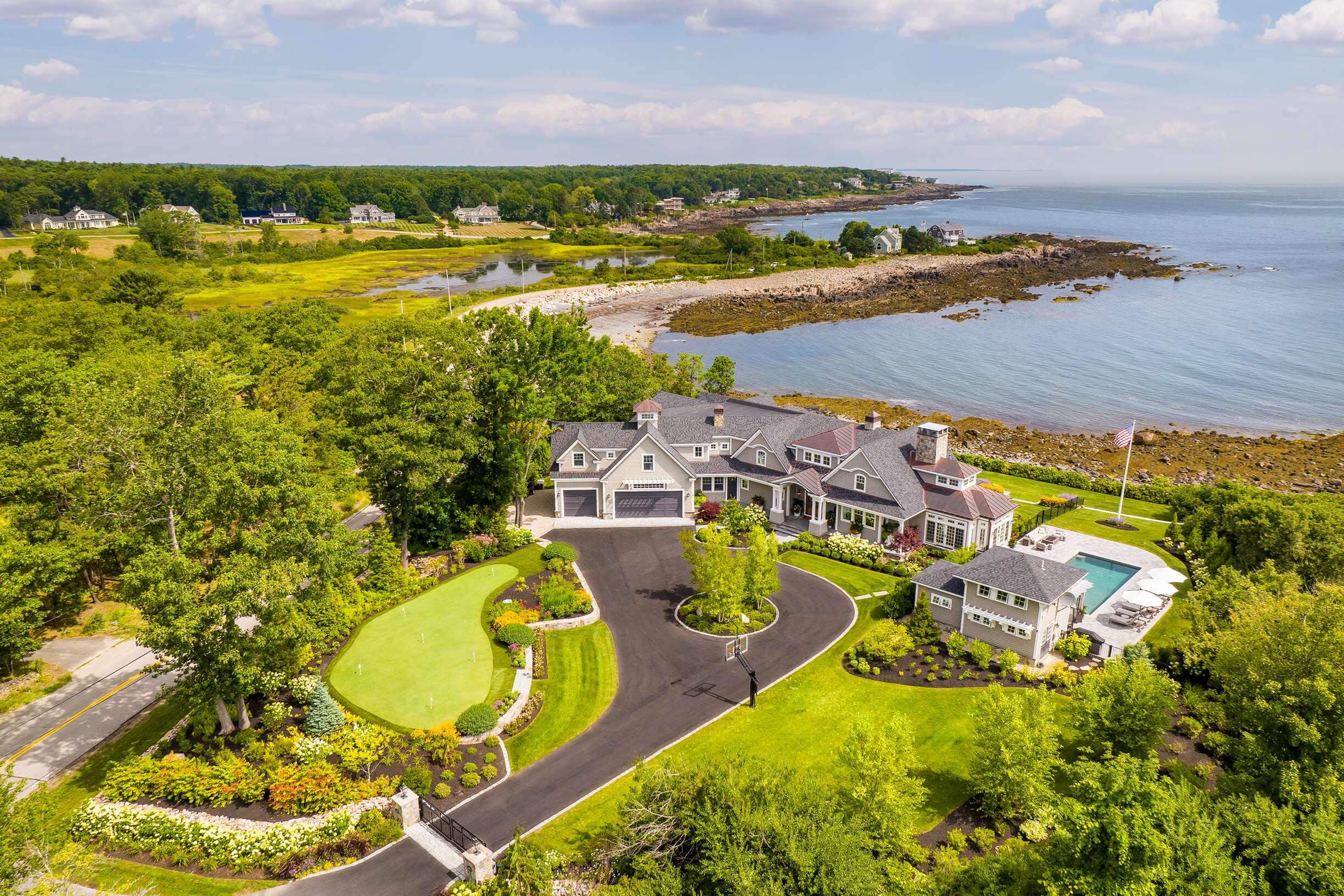 4 Bayberry Lane, Cape Neddick, ME 03902 Compass