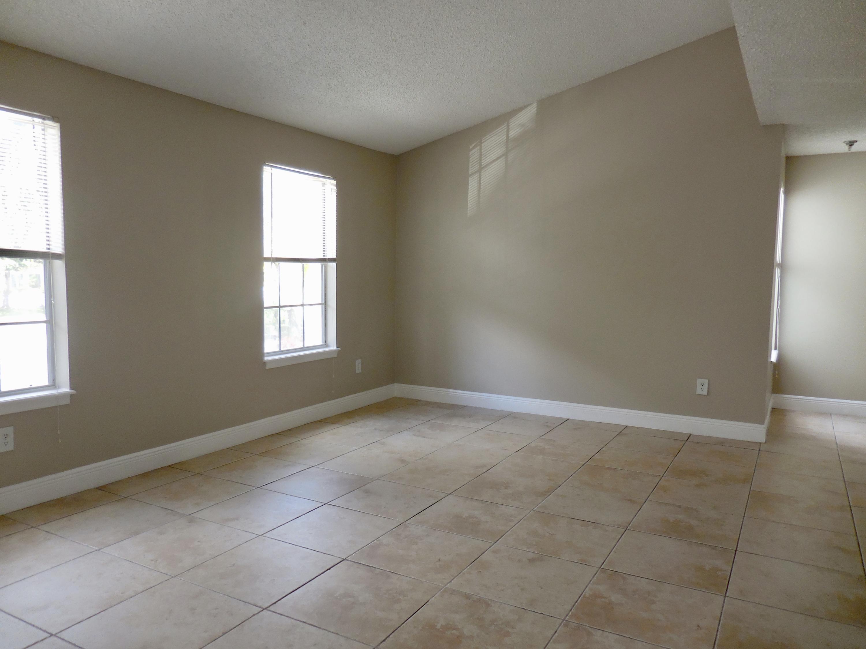 1020 Crystal Way, Unit D Delray Beach, FL 33444 - Photo 10 of 36 1020 1