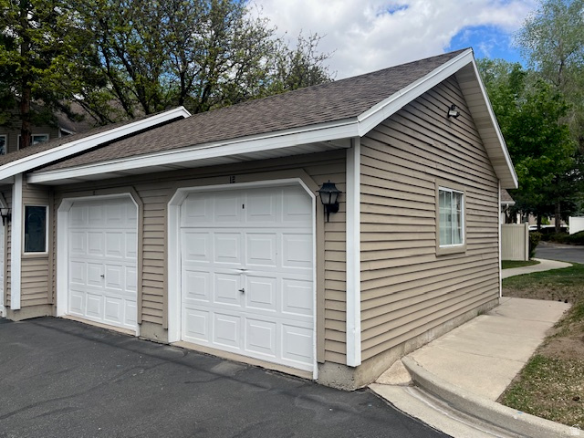 6884 670 East Midvale, UT 84047 - Photo 26 of 28 View of garage
